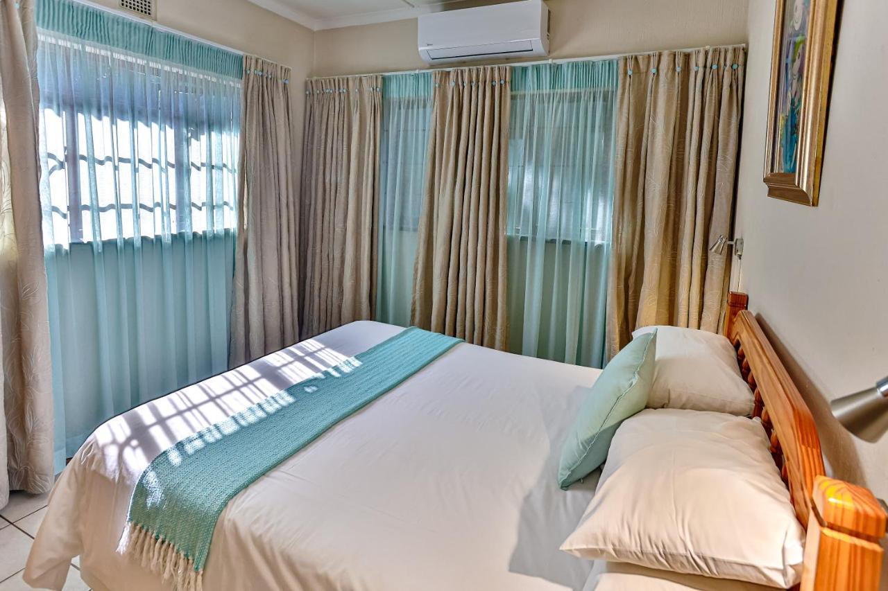 Zuider Zee Guest House Ballito Exteriör bild